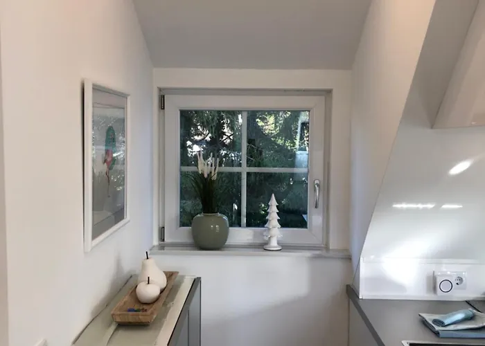 Schicke Landhauswohnung Mit Dachterrasse